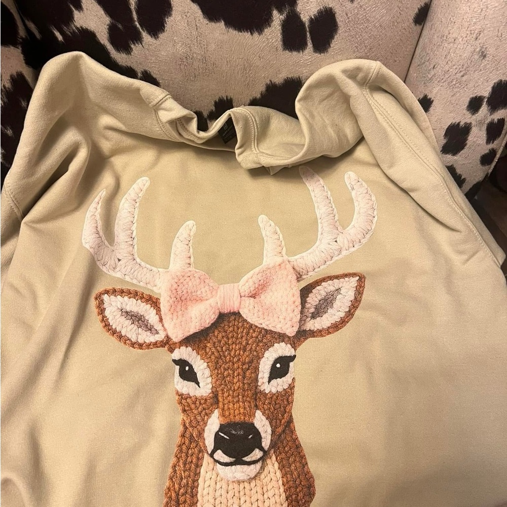 Deer Embroidered Sweatshirt - Cream